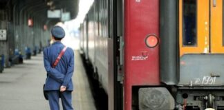 Zeci de trenuri vor avea întârzieri în week-end