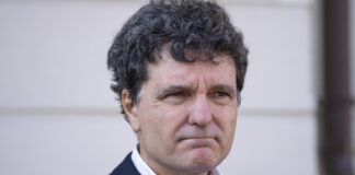 Nicușor Dan, contestat la CCR