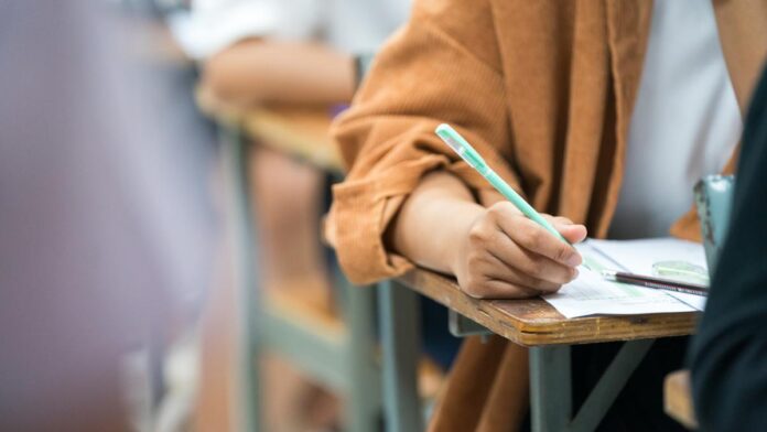 noul-calendar-al-examenului-de-bacalaureat-2025-evaluarea-competentelor-incepe-din-iarna-ordinul-a-fost-publicat-in-monitorul-oficial-921557