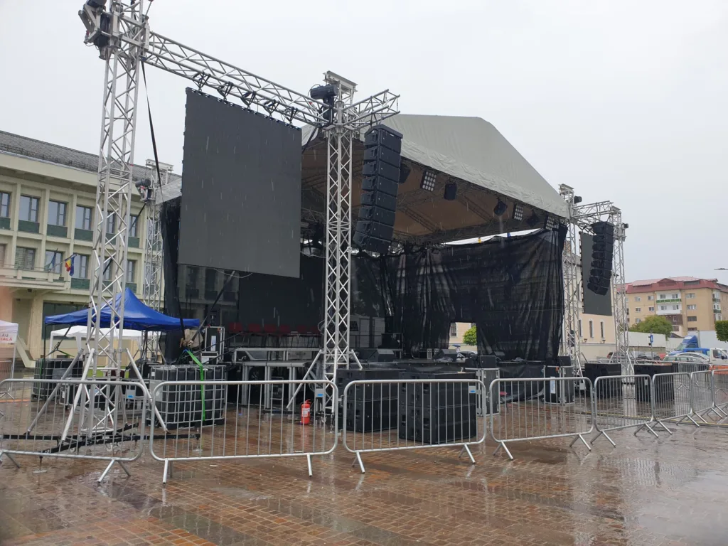 , Ultima zi de Zilele Zalăului. În ciuda ploii distracția continuă în municipiu, TransilvaniaTV.ro